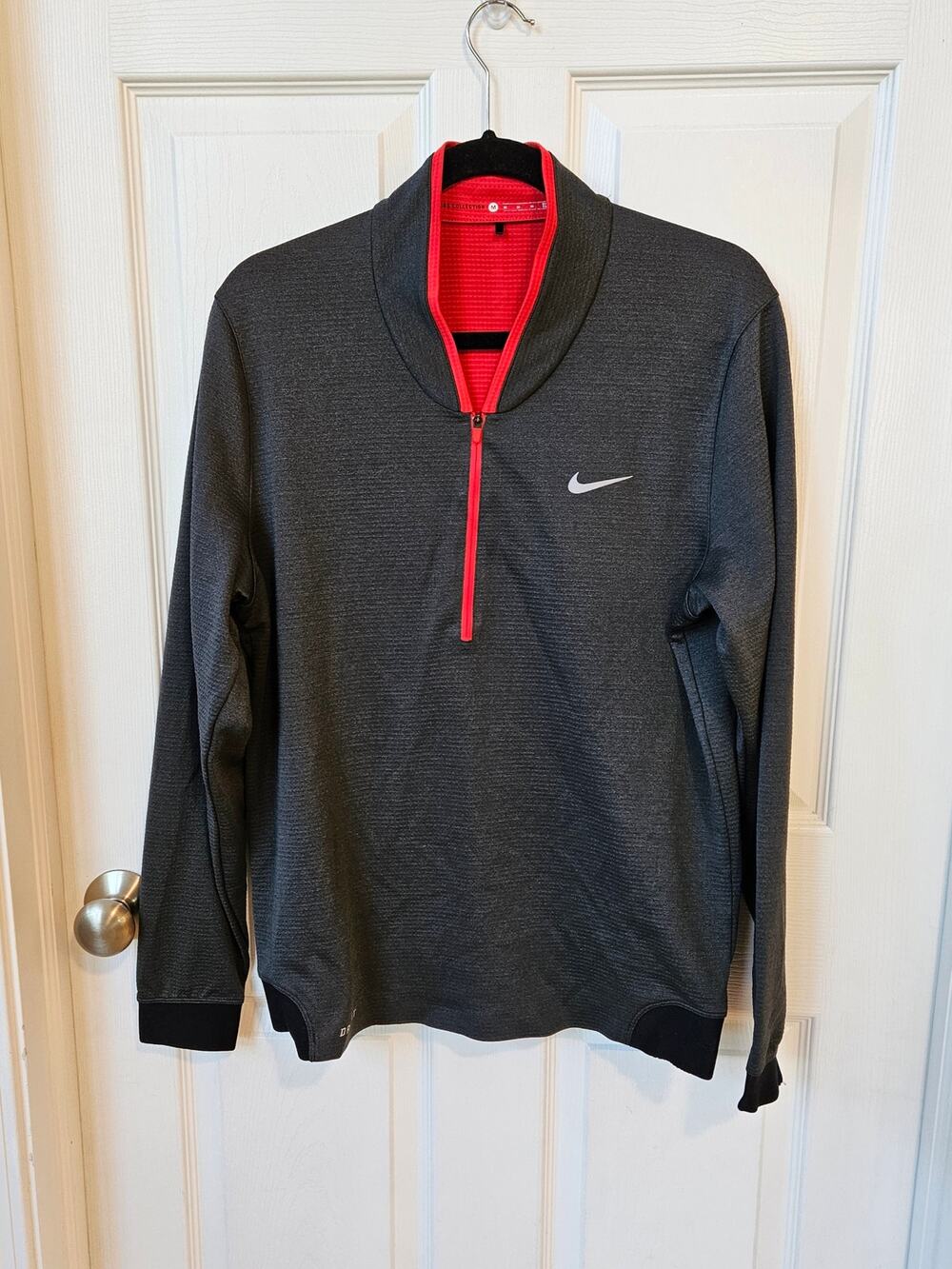 Nike Tiger Woods Collection Dri-FIT Mens Medium 1/4 Zip Golf Pullover Gray